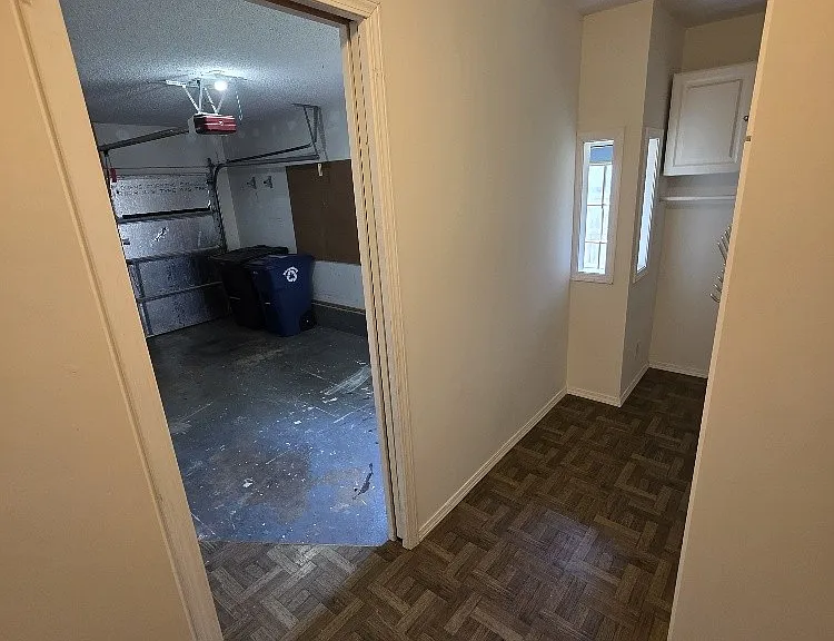 135 Grenadier Dr — Photo 23