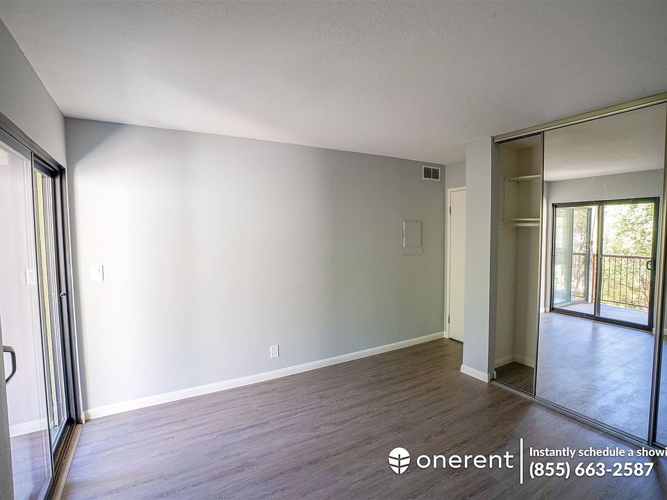 1st image of 1600 Carmel Dr APT 19