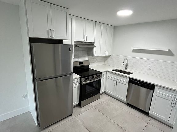 2nd image of 101 NW 23rd Pl #104