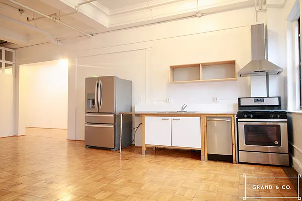 Rented by Grand & Co. | media 20