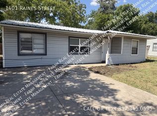 1401 Raines St, Arlington, TX 76010