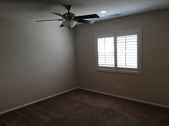 3rd image of 40921 Lacroix Ave