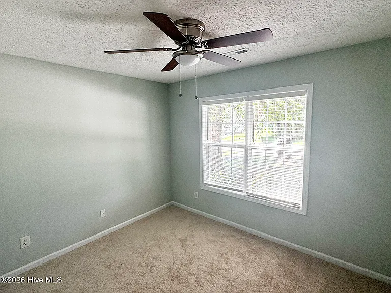 2711 Ashby Dr — Photo 8