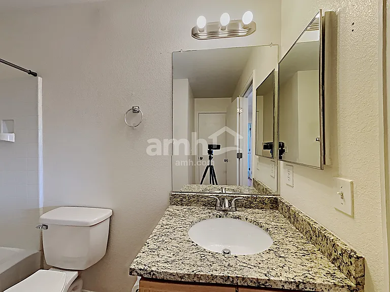 853 Willow Dr — Photo 16