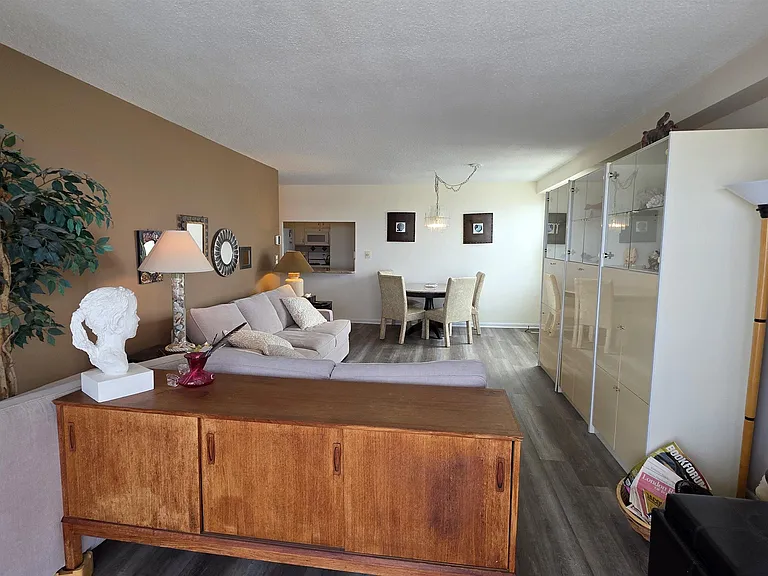 9400 Atlantic Ave #718 — Photo 6