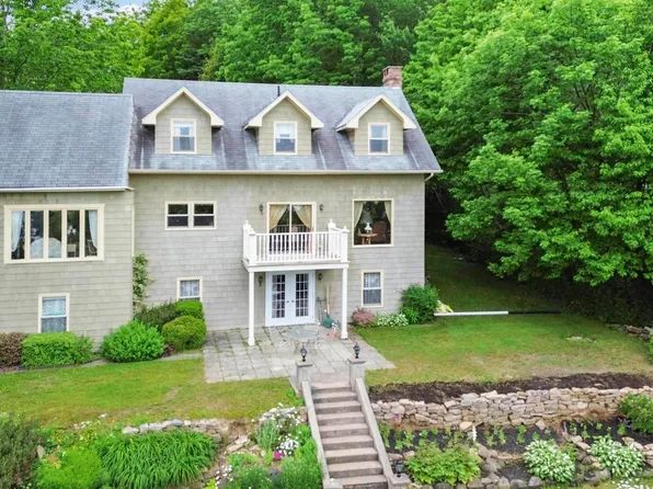 24 Annavista Hts, Bay View, NS B0V 1A0