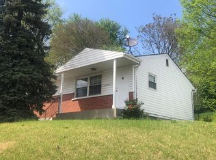 524 Boones Lick Rd, Saint Charles, MO 63301