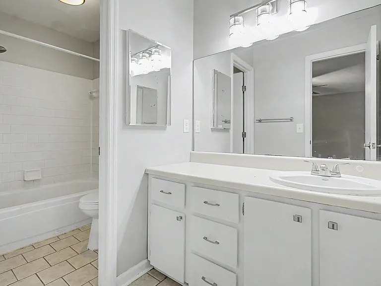 21 Pinewood Ln — Photo 22