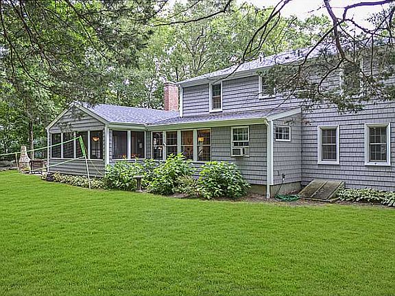 4th image of 38 Big Oak Dr