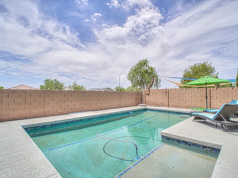 1793 N Westfall Ln — Photo 39