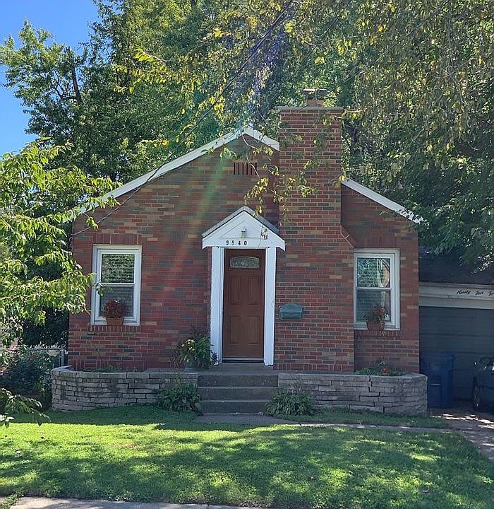 1st image of 9540 Flora Ave