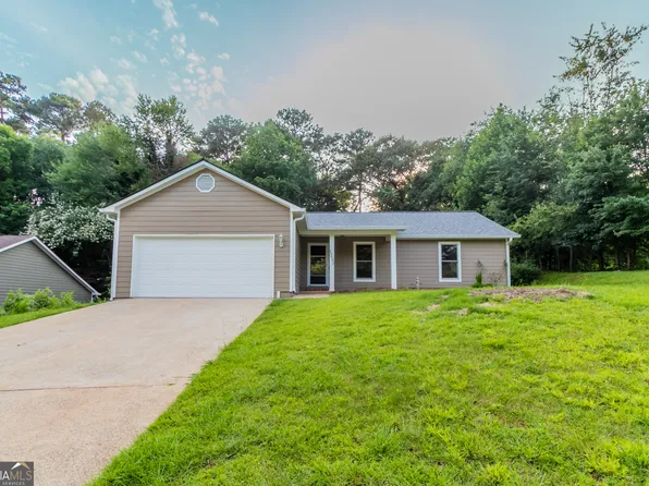 1333 Trailwater Chase NW, Acworth, GA 30102