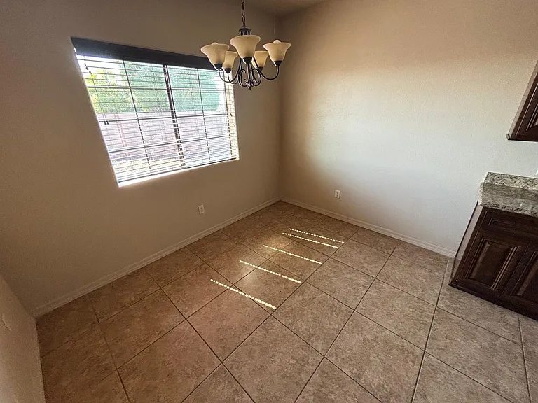 1427 N Avenida Serenidad Ave — Photo 5
