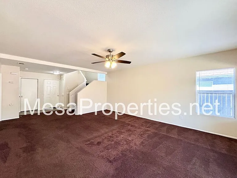 14451 Green River Rd — Photo 7