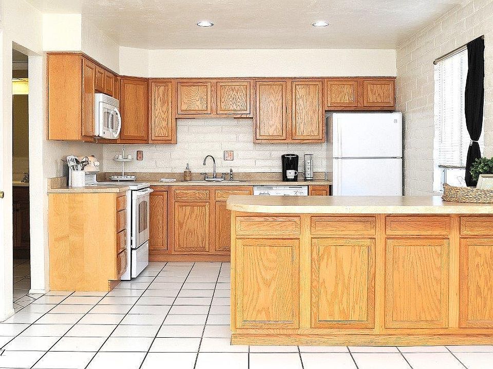 1st image of 8450 E Old Spanish Trl APT 121