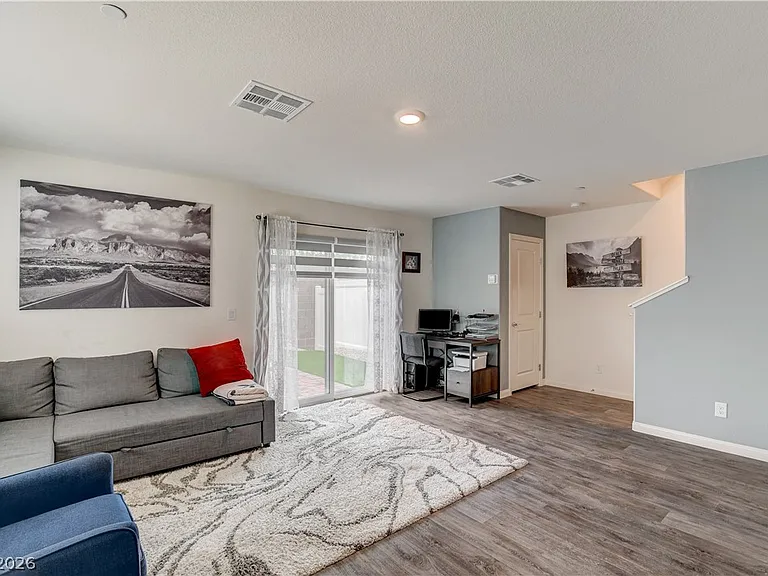 3715 Brilliant Sunset St — Photo 20