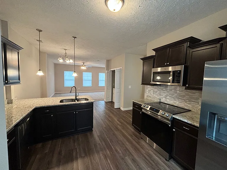 117 Jean Alyne Dotson Dr — Photo 16