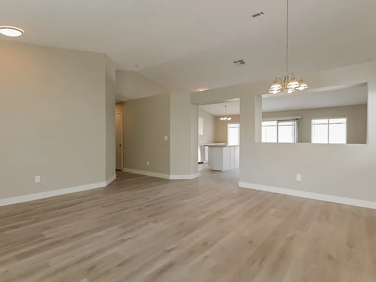 1212 Autumn Ridge Cir — Photo 4