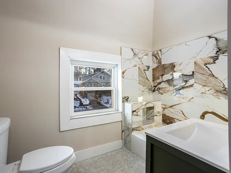 118 S Clark Ave — Photo 23