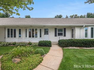 7314 Grove Dr #23, Jenison, MI 49428