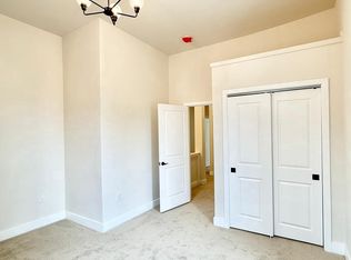 151 N York St #C, Pottstown, PA 19464