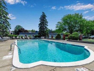 4547 Chestnut Ridge R #220B, Buffalo, NY, 14228