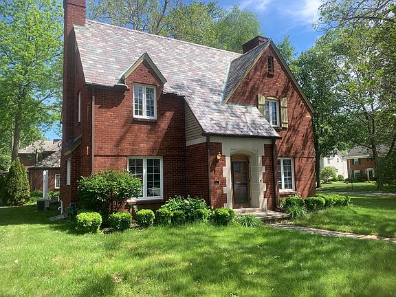 4th image of 3144 W Bancroft St