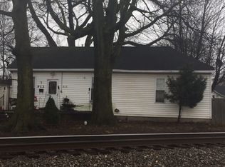913 N 10th St, Vincennes, IN