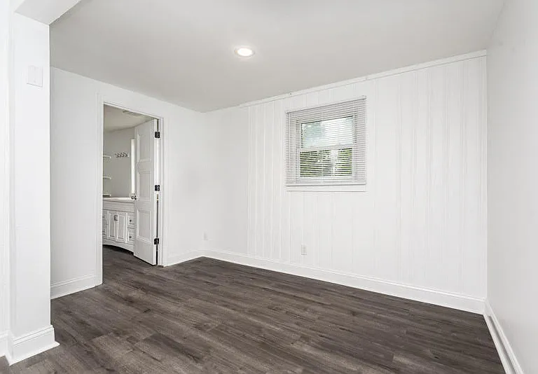 610 Old Harrods Creek Rd — Photo 13