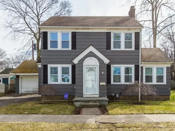 53 Paxton Rd, Rochester, NY 14617