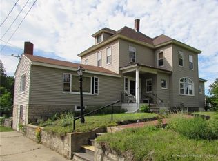 11 Whipple St, Springvale, ME 04083