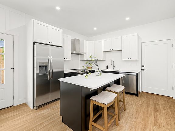 5th image of 1305 17th St W