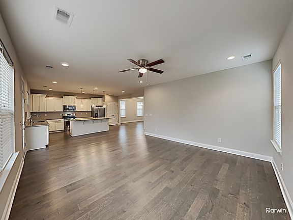 4th image of 135 Sago Ct