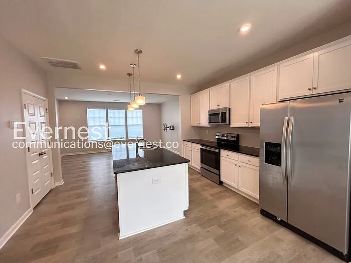 7731 Leeds Castle Ln — Photo 3