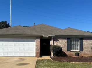 615 Little Farm Rd, Prattville, AL 36067