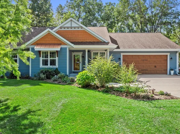 9015 West Grange AVENUE, Greendale, WI 53129