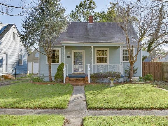 2nd image of 3609 Commonwealth Ave