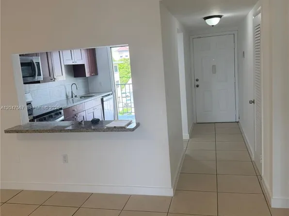 2005 Sans Souci Blvd APT 305, North Miami, FL 33181