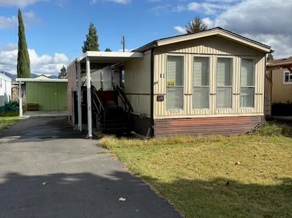 1950 Demaray Dr Spc 11, Grants Pass, OR 97527