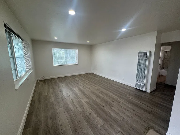 25538 Del Mar Ave #13 — Photo 23