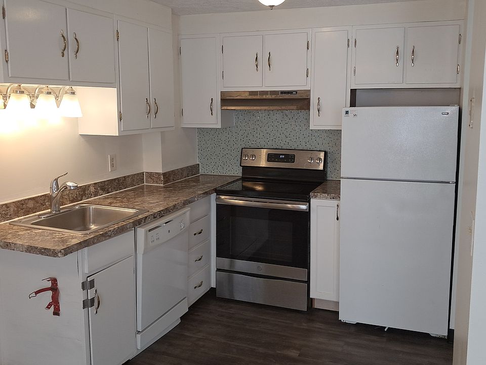 1st image of 75 Marine Park Dr #C3