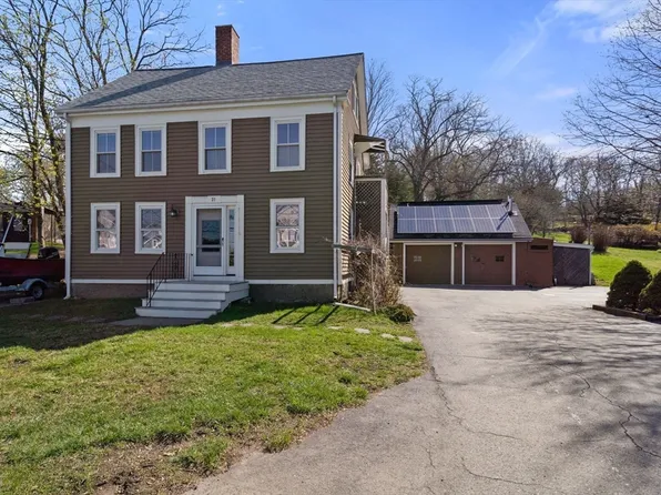 31 Eastern Ave, Essex, MA 01929