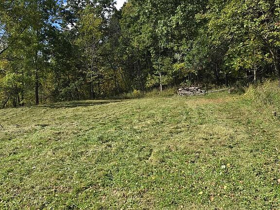 3rd image of 29 Depot Hill Rd