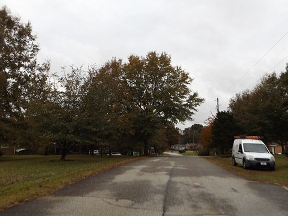 4th image of 397 Gail Ave