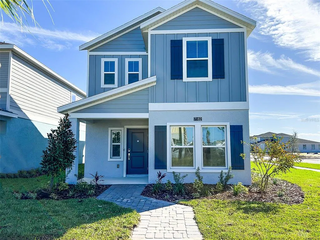 3 bed, 2.5 bath, 1782 sqft, $2,590 — Photo 1