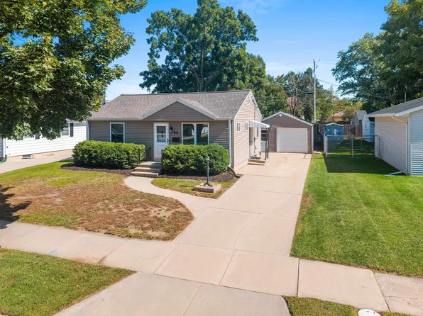 828 N Platten St, Green Bay, WI 54303