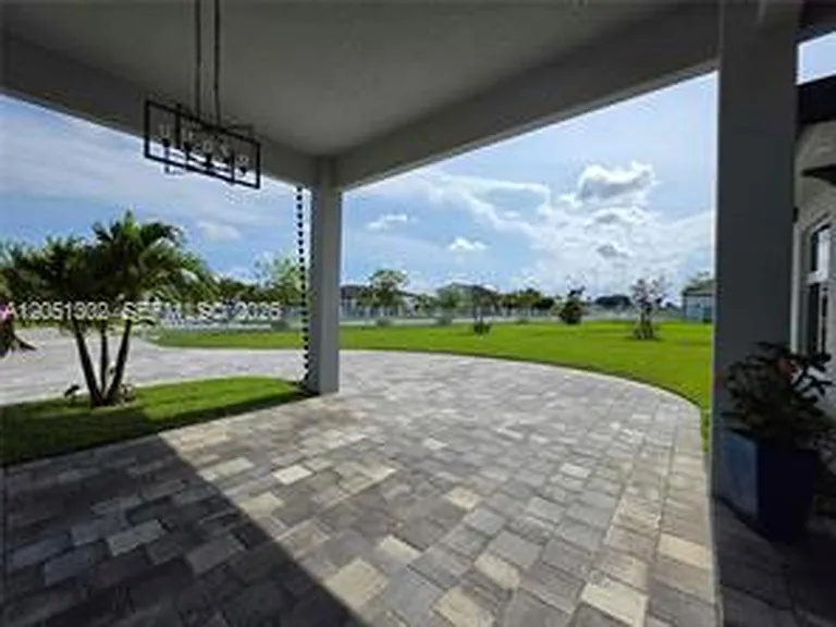 17575 SW 280th St #1 — Photo 32