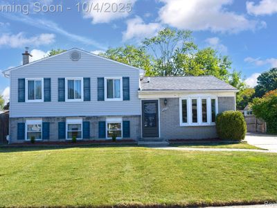 42708 Wilmington Dr, Sterling Heights, MI, 48313