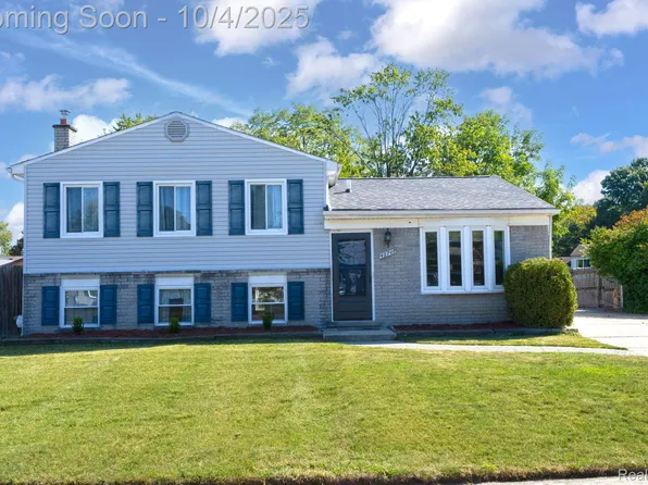 42708 Wilmington Dr, Sterling Heights, MI 48313