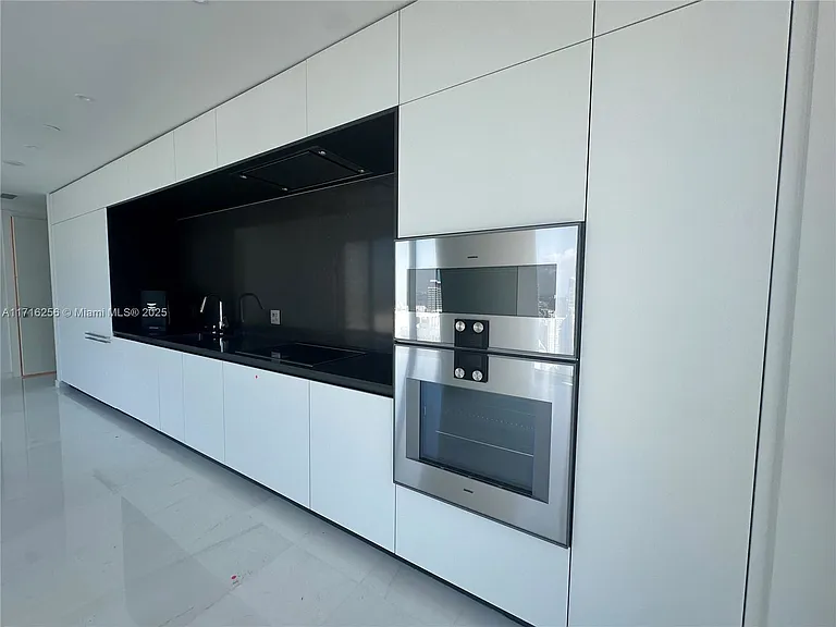 300 Biscayne Boulevard Way #4808 — Photo 3